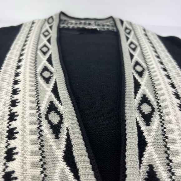 Crown & Ivy Black Cream Cape Poncho Knit Long Open Cardigan Sweater One Size - Picture 5 of 8